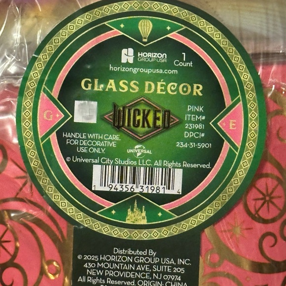 Universal WICKED Glinda Bubble Dome Decor - Picture 4 of 7